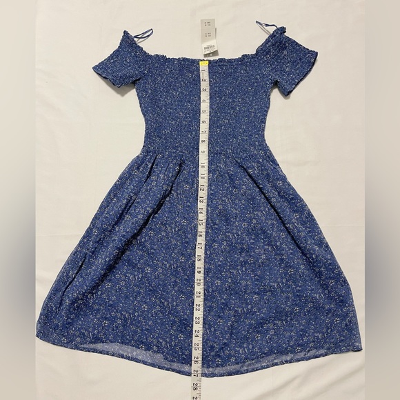 Abercrombie & Fitch Smocked Off-The-Shoulder Mini Dress - Picture 9 of 11